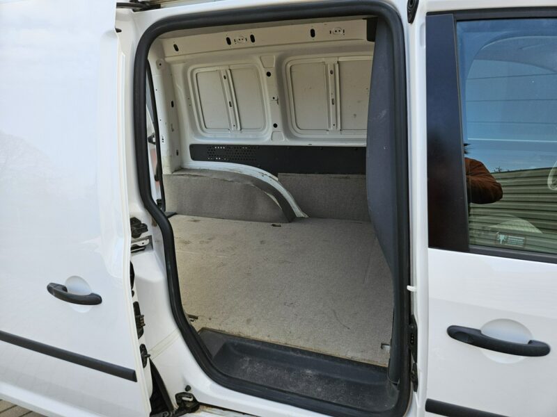 Volkswagen Caddy 1.6 TDI 102KM automat DSG zadbany BEZWYPADKOWY bdb stan