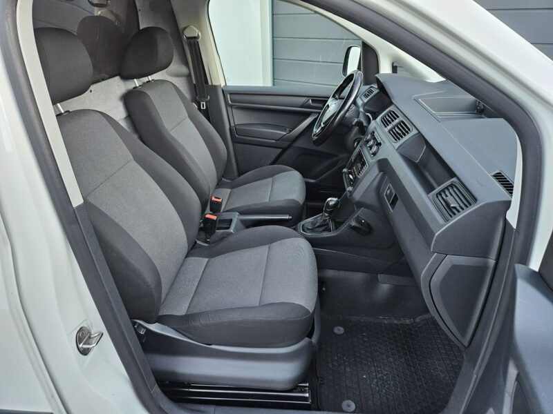 Volkswagen Caddy 1.6 TDI 102KM automat DSG zadbany BEZWYPADKOWY bdb stan