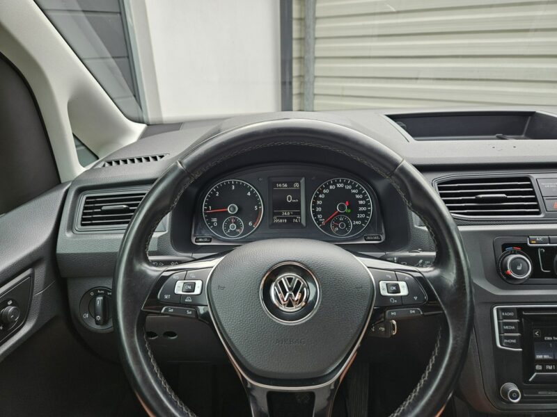 Volkswagen Caddy 1.6 TDI 102KM automat DSG zadbany BEZWYPADKOWY bdb stan