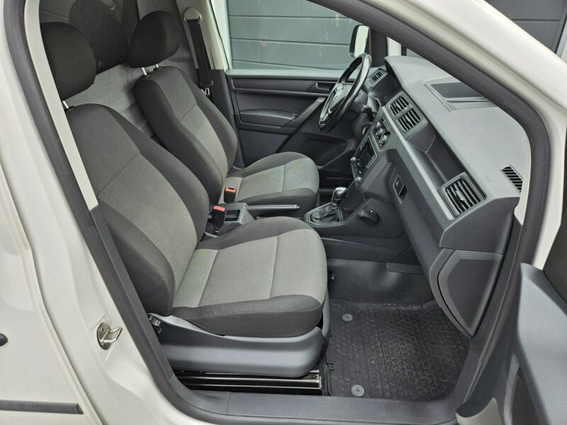Volkswagen Caddy 1.6 TDI 102KM automat DSG zadbany BEZWYPADKOWY bdb stan