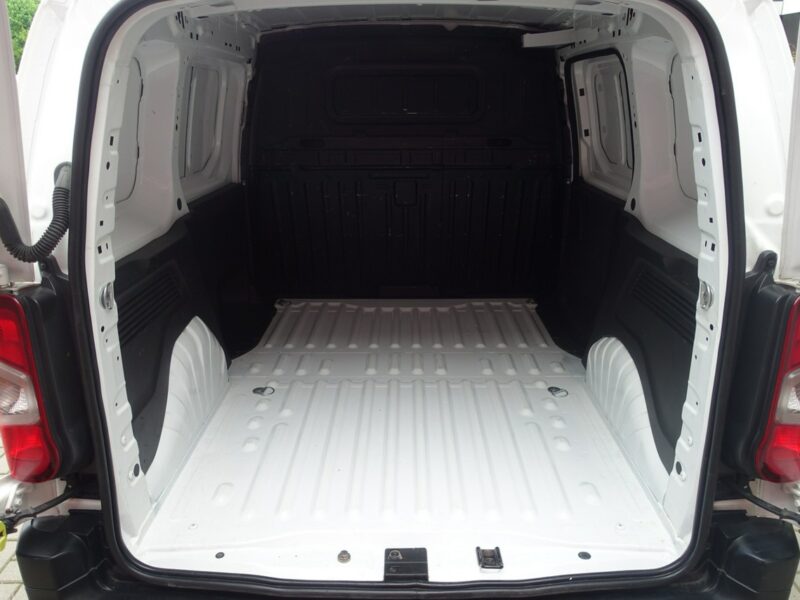 Citroen Berlingo Fv 23%* Navi * Kamery * Org. Lakier * Pełny Serwis * 1.6 HDI 100 KM *