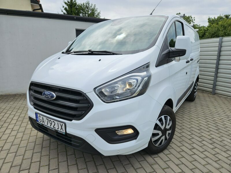 Ford Transit Custom 2.0 TDCi 130KM FV23% bezwypadek BDB WYPOSAŻENIE 3 osobowy BDB stan