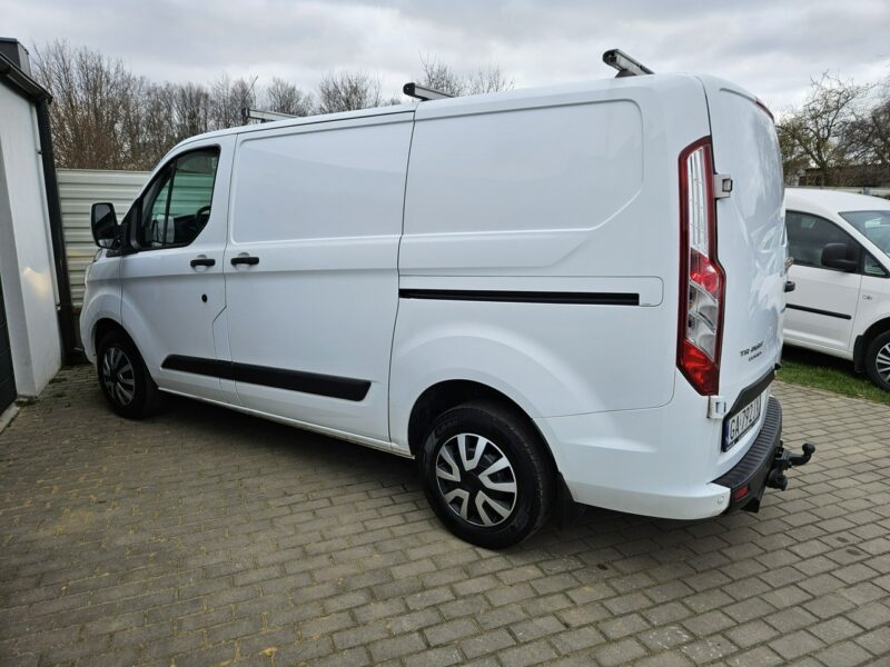 Ford Transit Custom 2.0 TDCi 130KM FV23% bezwypadek BDB WYPOSAŻENIE 3 osobowy BDB stan