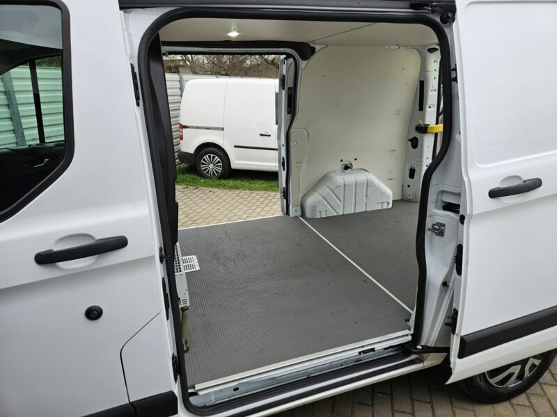 Ford Transit Custom 2.0 TDCi 130KM FV23% bezwypadek BDB WYPOSAŻENIE 3 osobowy BDB stan