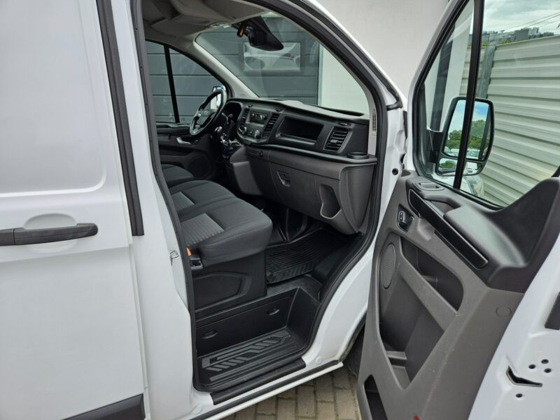 Ford Transit Custom 2.0 TDCi 130KM FV23% bezwypadek BDB WYPOSAŻENIE 3 osobowy BDB stan