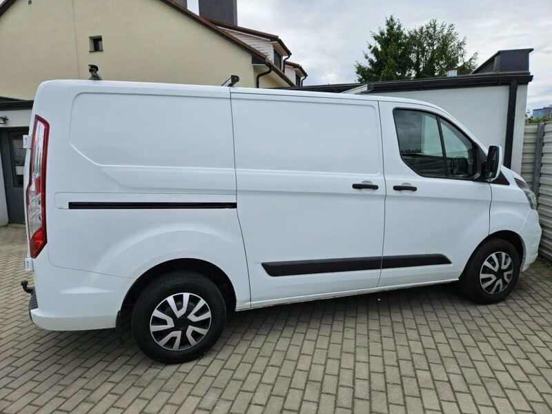 Ford Transit Custom 2.0 TDCi 130KM FV23% bezwypadek BDB WYPOSAŻENIE 3 osobowy BDB stan