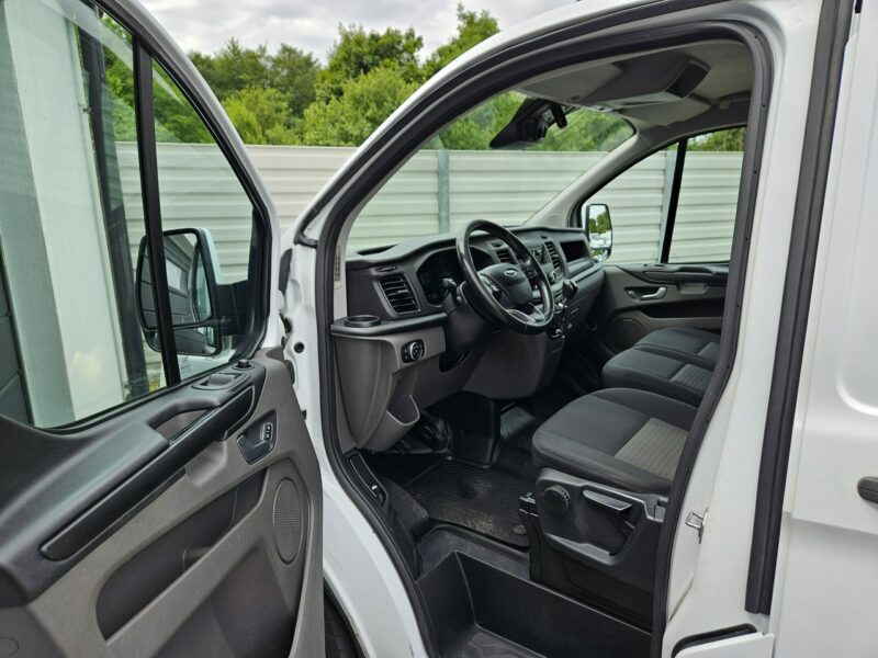 Ford Transit Custom 2.0 TDCi 130KM FV23% bezwypadek BDB WYPOSAŻENIE 3 osobowy BDB stan