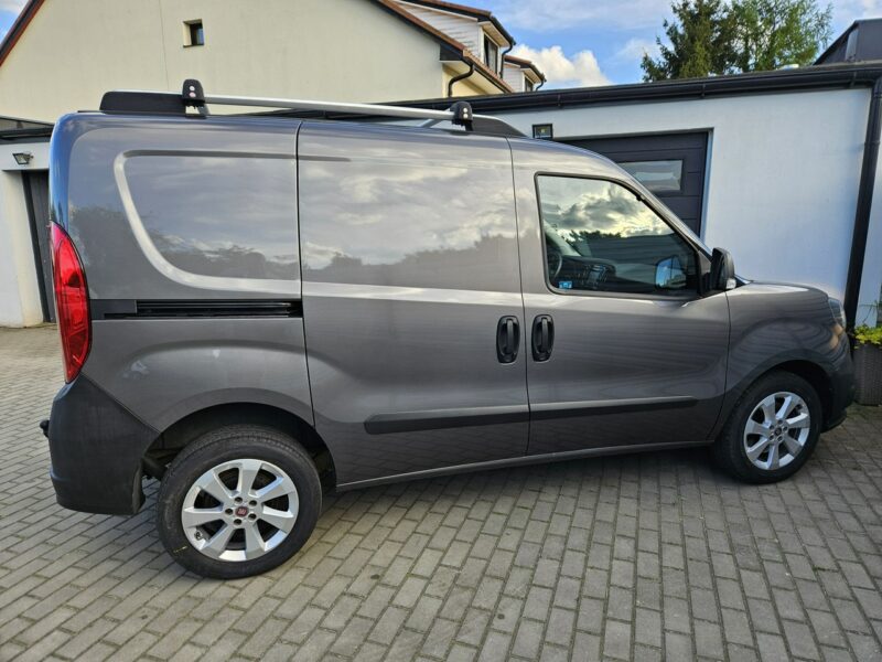 Fiat Doblo 1.4 T-Jet 120KM benzyna BEZWYPADEK zadbany JAK NOWY combo