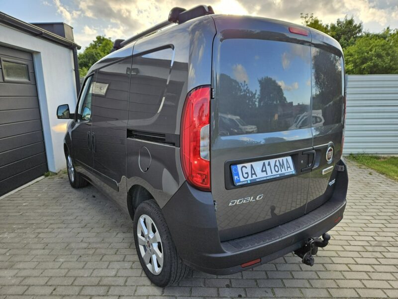 Fiat Doblo 1.4 T-Jet 120KM benzyna BEZWYPADEK zadbany JAK NOWY combo