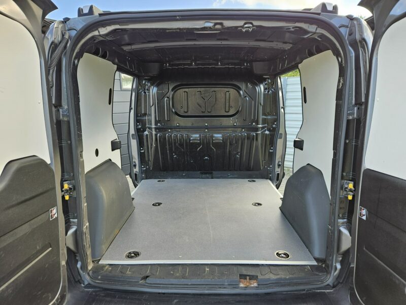 Fiat Doblo 1.4 T-Jet 120KM benzyna BEZWYPADEK zadbany JAK NOWY combo