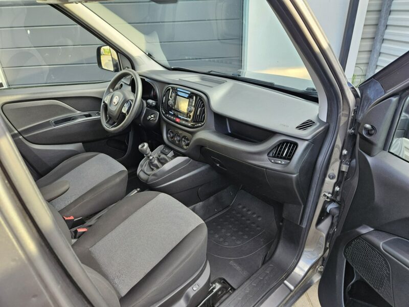 Fiat Doblo 1.4 T-Jet 120KM benzyna BEZWYPADEK zadbany JAK NOWY combo