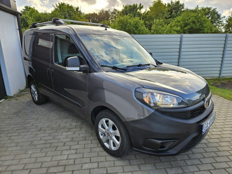 Fiat Doblo 1.4 T-Jet 120KM benzyna BEZWYPADEK zadbany JAK NOWY combo