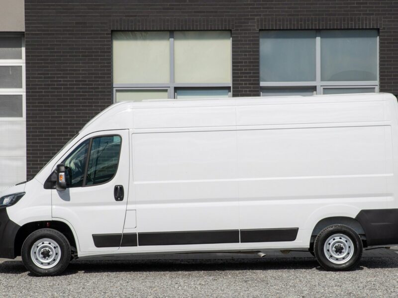 Fiat Ducato 2.3 L2H2 *ŚREDNI* Professional Climatronic Webasto Hak