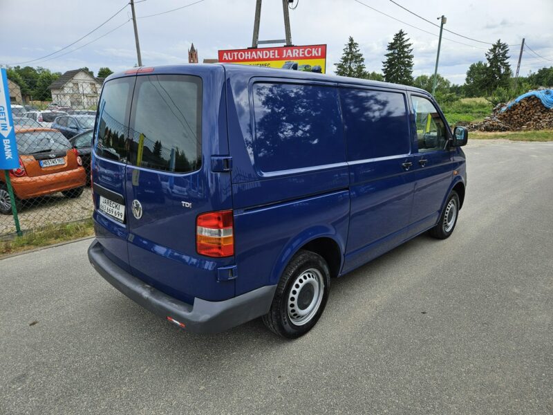 Volkswagen Transporter Opłacony Niezawodny Zdrowy Zadbany z Klimą Po Serwisie Gotowy do Pracy