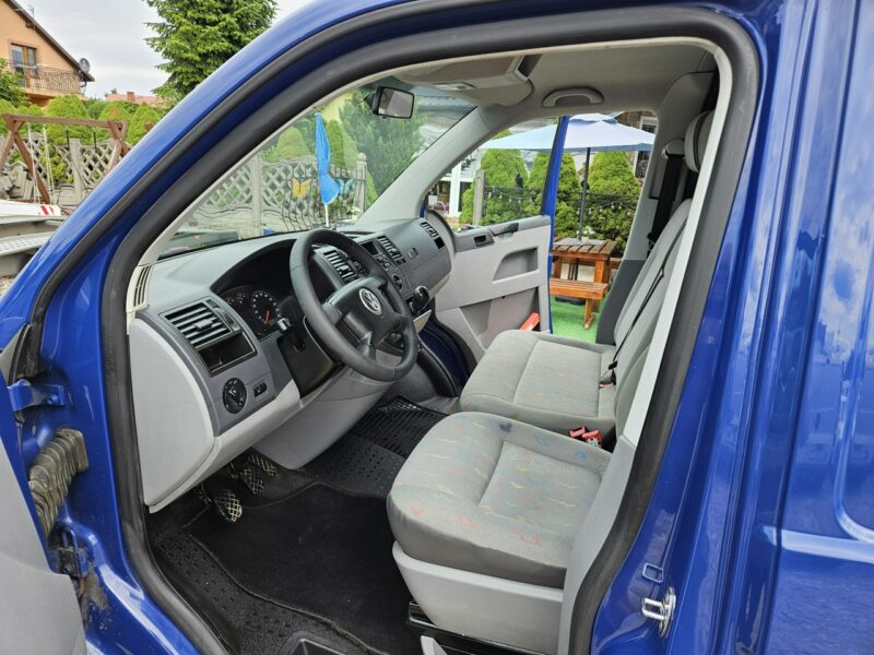Volkswagen Transporter Opłacony Niezawodny Zdrowy Zadbany z Klimą Po Serwisie Gotowy do Pracy