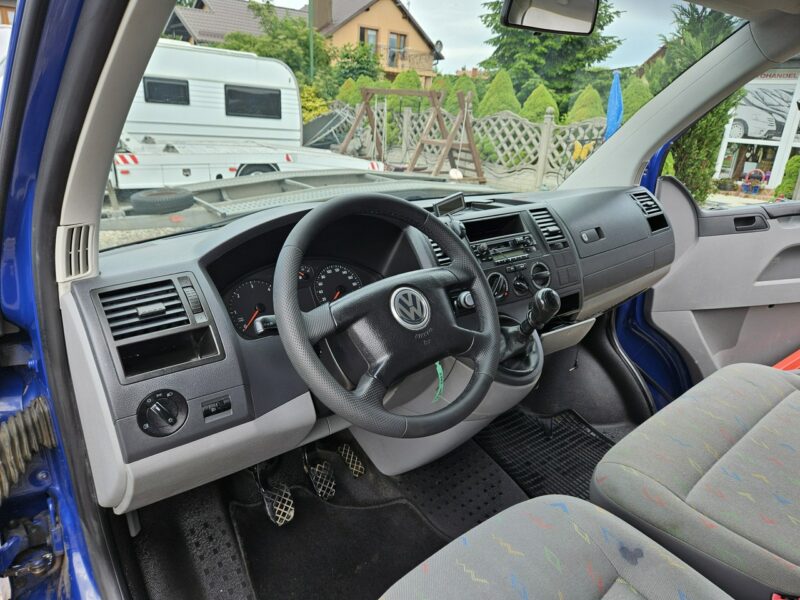 Volkswagen Transporter Opłacony Niezawodny Zdrowy Zadbany z Klimą Po Serwisie Gotowy do Pracy