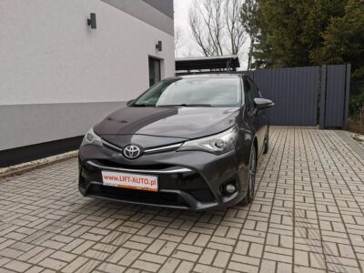 Toyota Avensis 2.0 D-4D 143KM Salon Navi Premium Bi-Xenon Kamera Alu Led Gwarancja III (2009-)