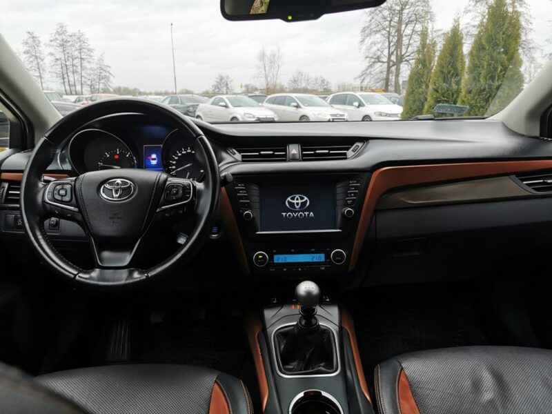 Toyota Avensis 2.0 D-4D 143KM Salon Navi Premium Bi-Xenon Kamera Alu Led Gwarancja III (2009-)