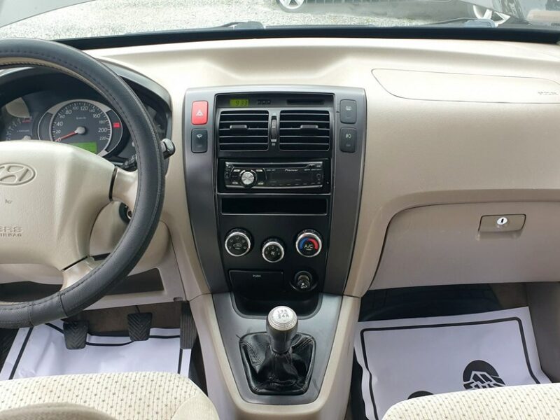 Hyundai Tucson MAŁY PRZEB .Bardzo Zadbany 2,0 BENZYNA, Klima, Zarejestrowany/ Zamiana I (2004-2010)