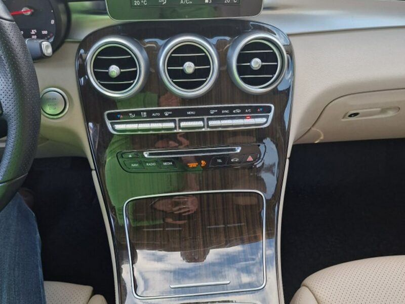 Mercedes GLC 300 2.0Turbo 240 KM Coupe, 4-Matic, Kamera, Bluetooth, Nawigacja, Full LED