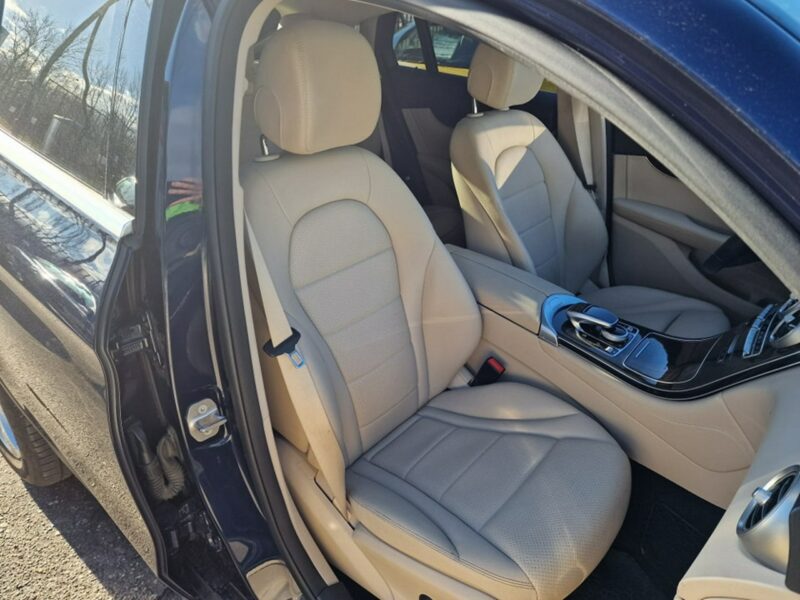 Mercedes GLC 300 2.0Turbo 240 KM Coupe, 4-Matic, Kamera, Bluetooth, Nawigacja, Full LED