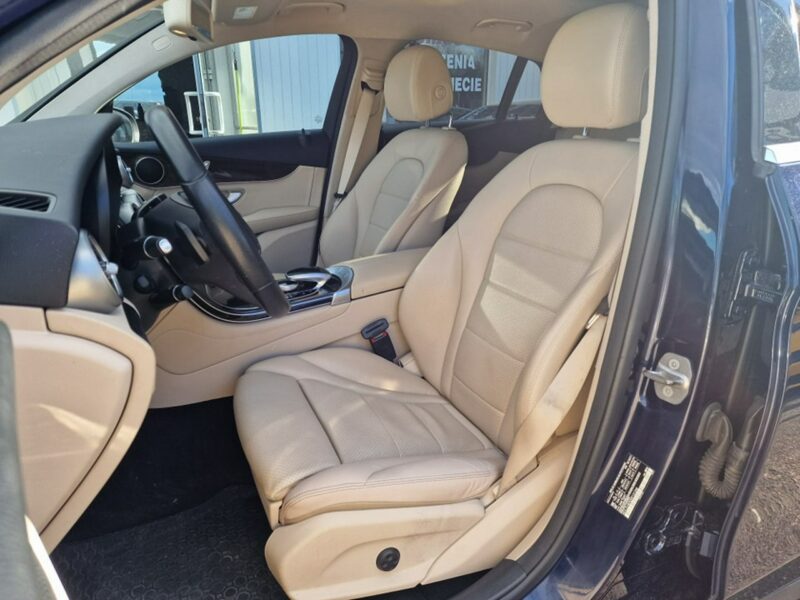 Mercedes GLC 300 2.0Turbo 240 KM Coupe, 4-Matic, Kamera, Bluetooth, Nawigacja, Full LED