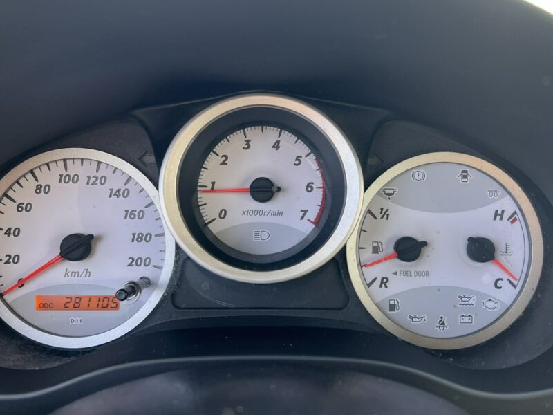 Toyota RAV-4 Nowy Rozrząd * Dwumasa * Super Stan * 4x4 / Hak * Możliwa zamiana II (2000-2005)