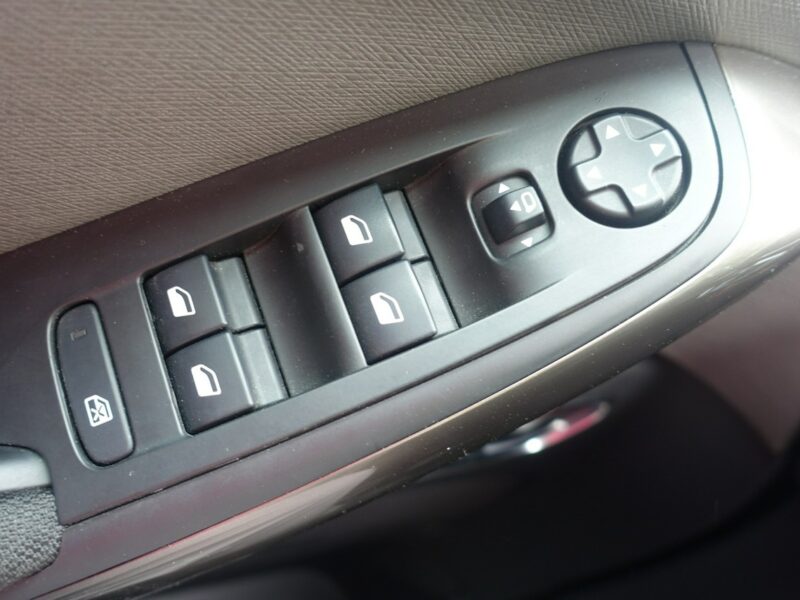 Citroen C4 SpaceTourer Benzyna -130KM/ Bogata Wersja - Masaże / Mały przebieg 56 000 KM