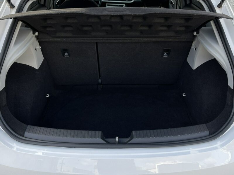 Seat Leon Benzyna Zarejestrowany Ubezpieczony III (2012-)