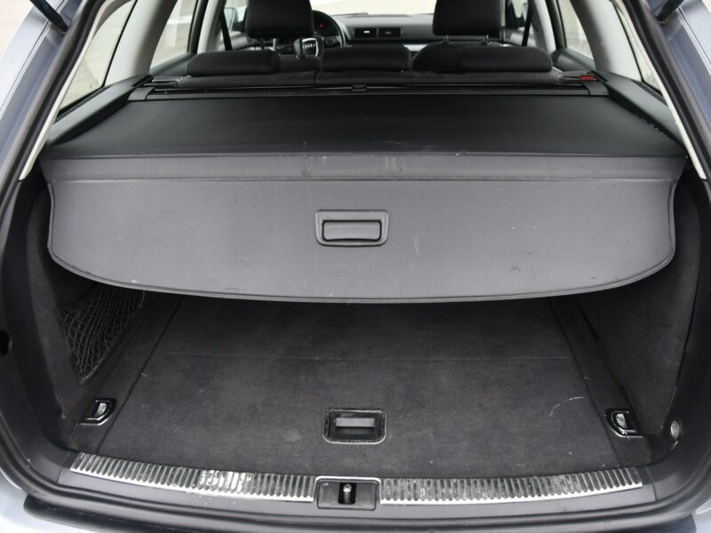 Audi A4 2,0b DUDKI11 Serwis,Klimatronic 2 str.Hak,Navi,kredyt.GWARANCJA B7 (2004-2007)
