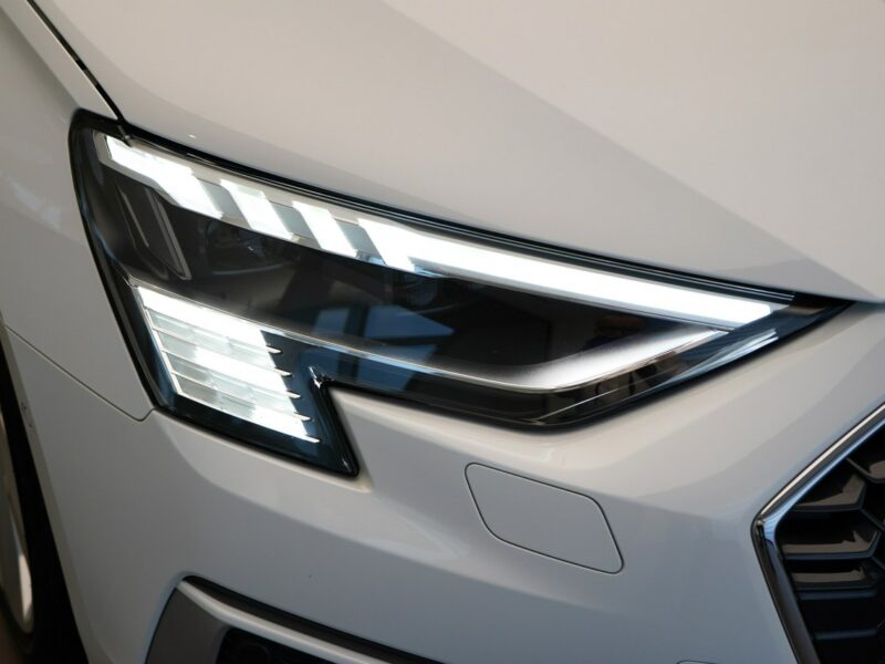 Audi A3 40TFSIe 204KM Stronic S-line Matrix Kamera Virtual Masaż 8Y