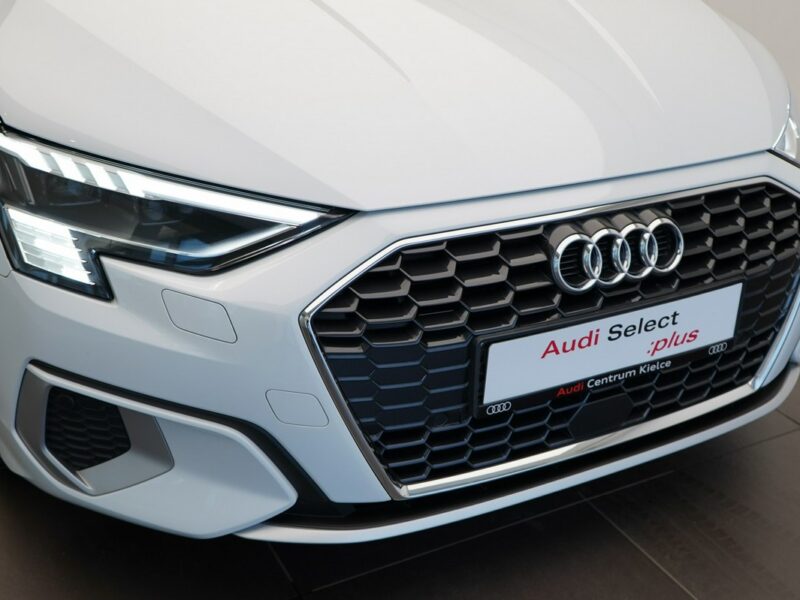 Audi A3 40TFSIe 204KM Stronic S-line Matrix Kamera Virtual Masaż 8Y