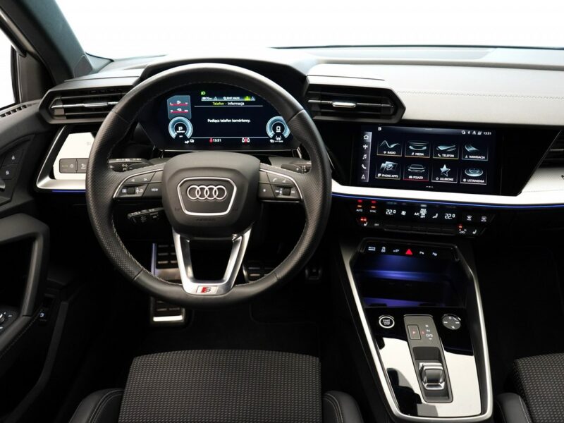 Audi A3 40TFSIe 204KM Stronic S-line Matrix Kamera Virtual Masaż 8Y