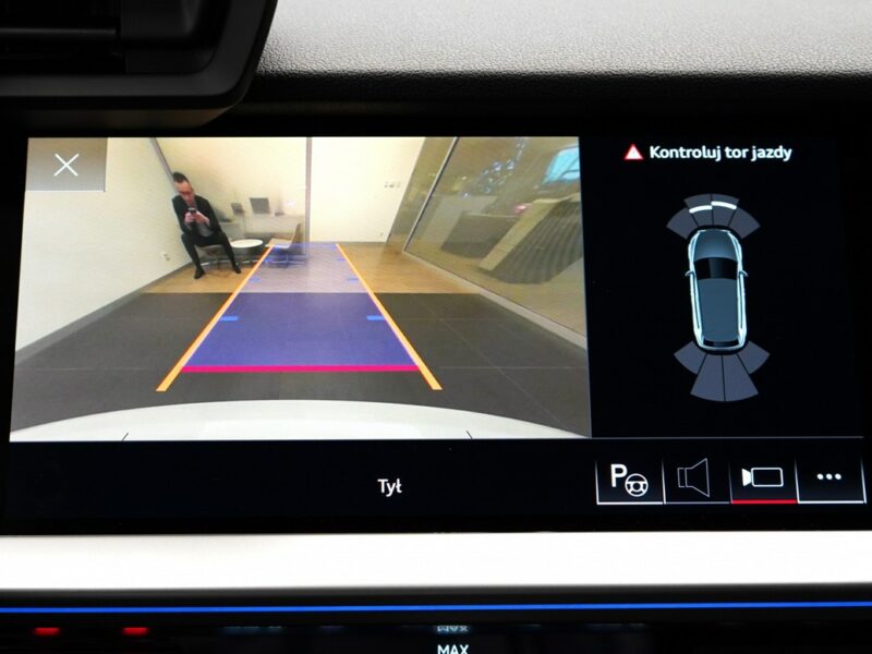 Audi A3 40TFSIe 204KM Stronic S-line Matrix Kamera Virtual Masaż 8Y