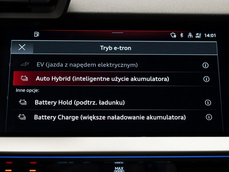 Audi A3 40TFSIe 204KM Stronic S-line Matrix Kamera Virtual Masaż 8Y