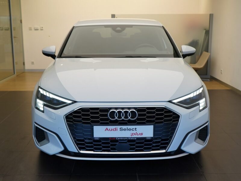 Audi A3 40TFSIe 204KM Stronic S-line Matrix Kamera Virtual Masaż 8Y