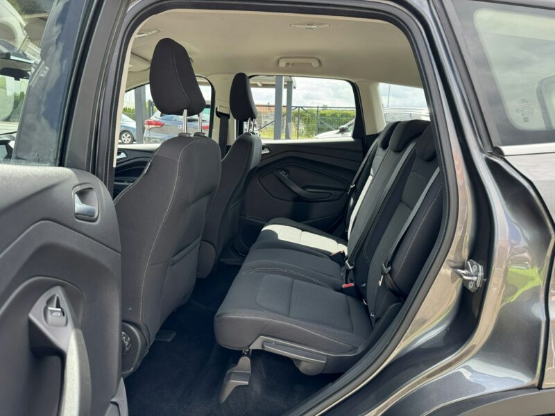 Ford Kuga *FILM*4x4*Automat*Navi*Roczna Gwarancja Techniczna* II (2012-)