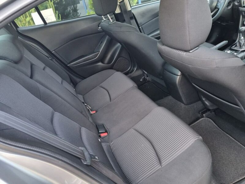 Mazda 3 1.5 * BENZYNA * gwarancja * zadbana * serwisowana * warszawa III (2013-)