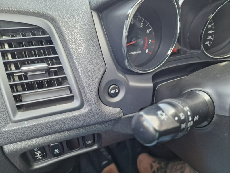 Mitsubishi ASX 1.6 Benzyna 117 KM, Klimatyzacja, Alufelgi, Isofix, Komputer, Kurtyny