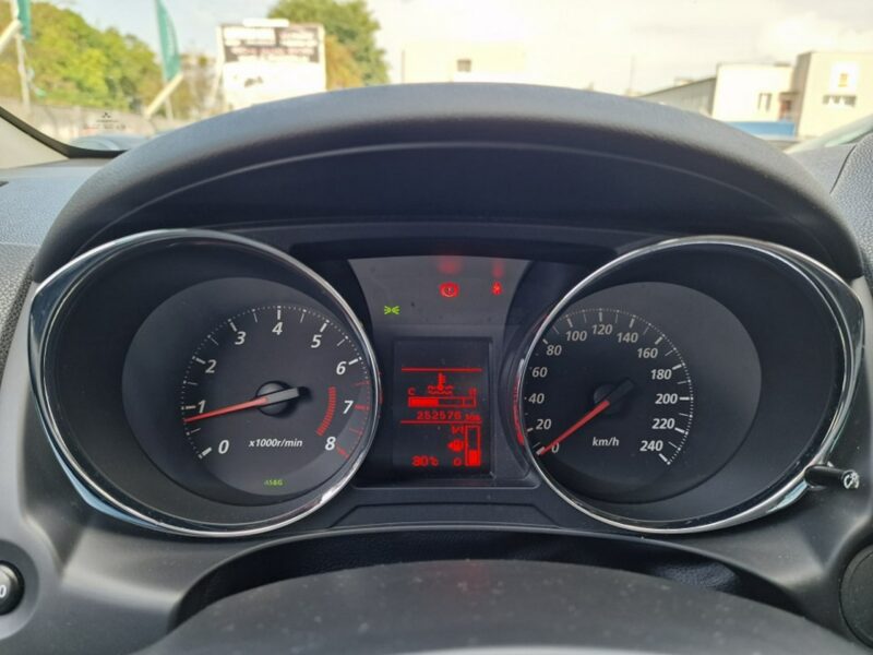 Mitsubishi ASX 1.6 Benzyna 117 KM, Klimatyzacja, Alufelgi, Isofix, Komputer, Kurtyny