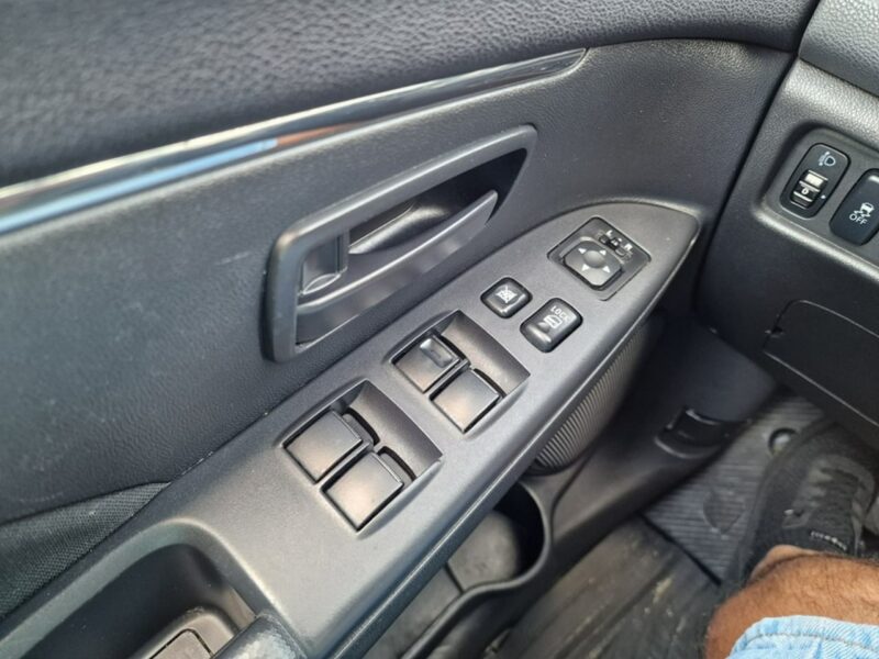 Mitsubishi ASX 1.6 Benzyna 117 KM, Klimatyzacja, Alufelgi, Isofix, Komputer, Kurtyny