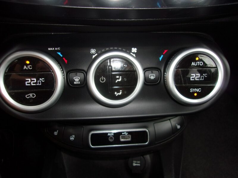 Fiat 500x Cross Podg.Fotele Klimatronic 2-strefy, Czujniki parkowania, Półskóra