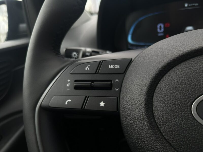Hyundai Bayon 1.2 MPI 5MT (79 KM) Modern + pakiet Comfort - dostępny od ręki