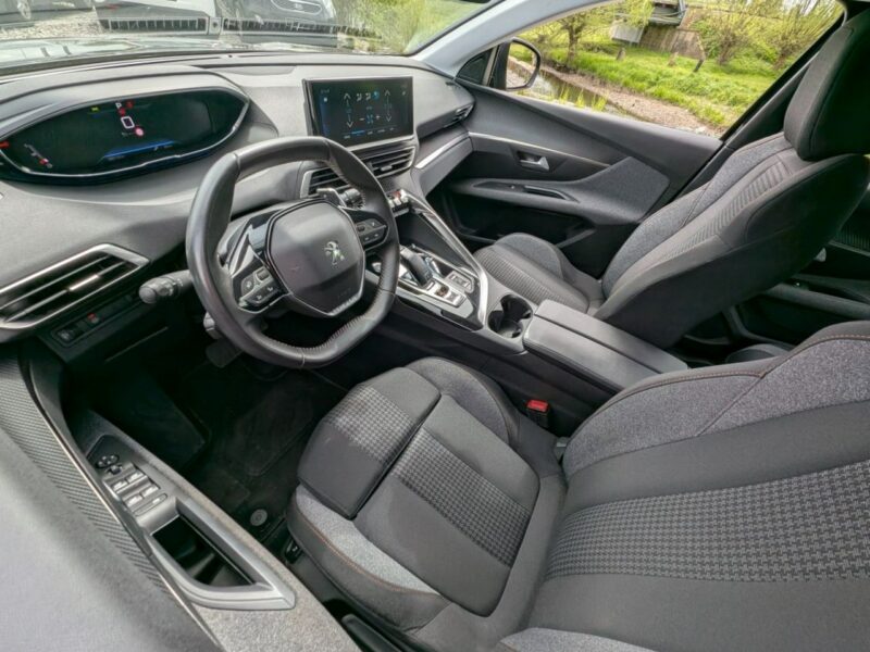 Peugeot 3008 Roczna Gwarancja II (2016-)