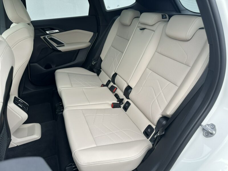 BMW X1 M-Pakiet, Panorama, Fotele sportowe, Adaptacyjne zawieszenie, Gwarancj U11 (2022-)