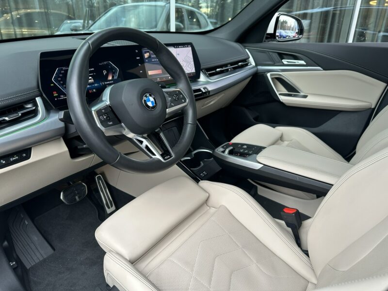 BMW X1 M-Pakiet, Panorama, Fotele sportowe, Adaptacyjne zawieszenie, Gwarancj U11 (2022-)
