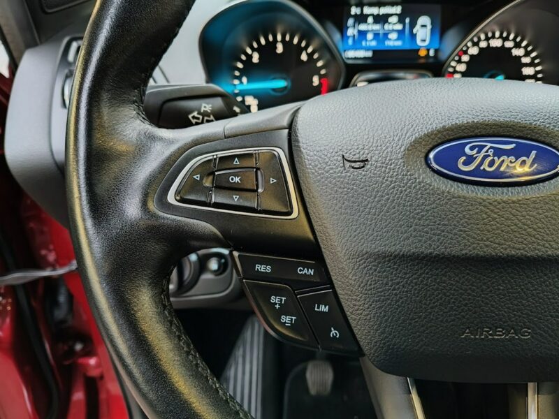 Ford Kuga 2.0 180KM 4x4 Titanium, MartwePole,Panorama,Navi,El.Klapa,Asyst.Parkow II (2012-)