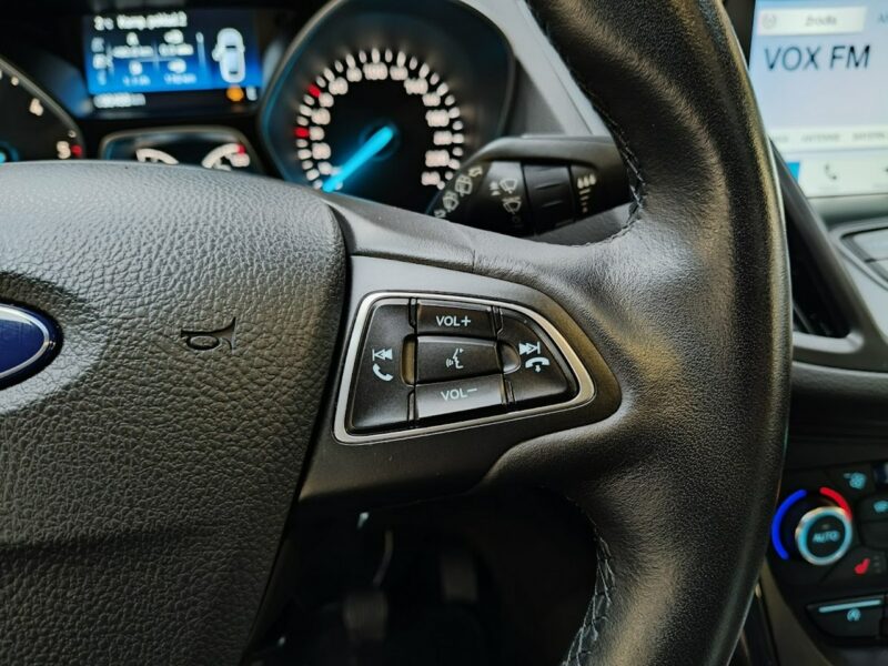 Ford Kuga 2.0 180KM 4x4 Titanium, MartwePole,Panorama,Navi,El.Klapa,Asyst.Parkow II (2012-)