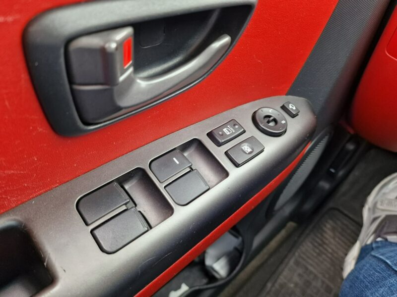 Kia Soul 1.6 Benzyna 126 KM, Klimatyzacja, Alufelgi 18", USB, AUX, Isofix I (2009-2014)