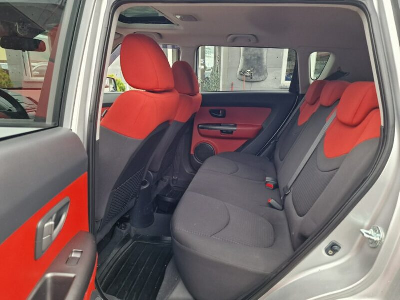 Kia Soul 1.6 Benzyna 126 KM, Klimatyzacja, Alufelgi 18", USB, AUX, Isofix I (2009-2014)